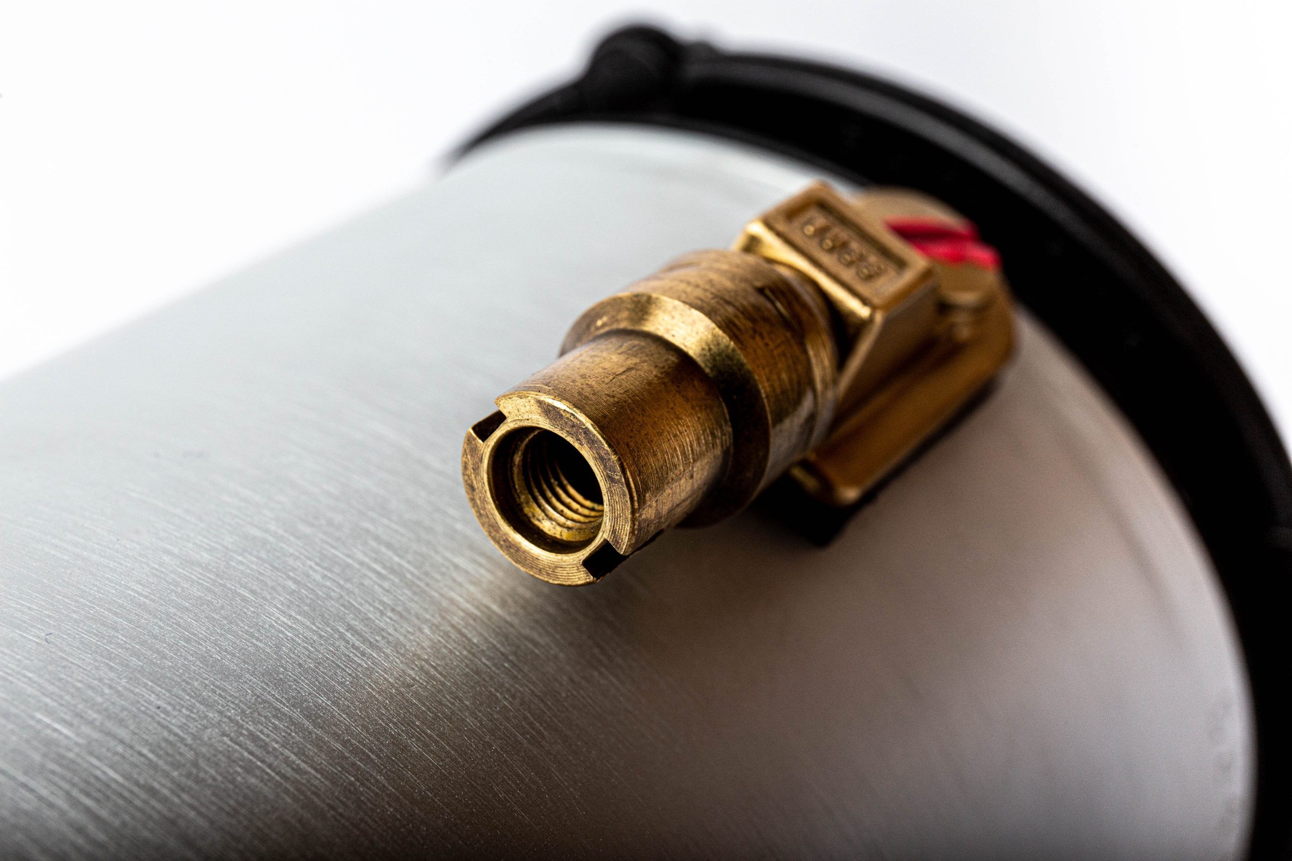 Bentley Continental, Flying Spur Front (Left, Right) (2010-2018) Residual Pressure Holding Valve 7 Bentley Continental, Flying Spur Front (Left, Right) (2010-2018) Residual Pressure Holding Valve 7