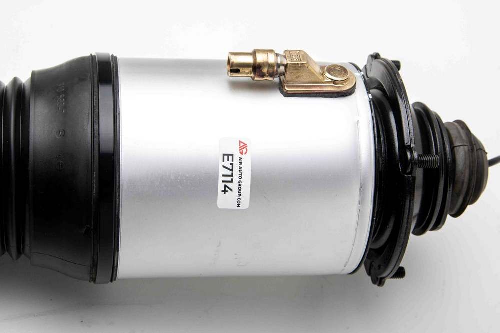 Audi A8 (D3, 4E) Front Air Suspension Strut (Right) (2002-2010) 17 Audi A8 (D3, 4E) Front Air Suspension Strut (Right) (2002-2010) 17