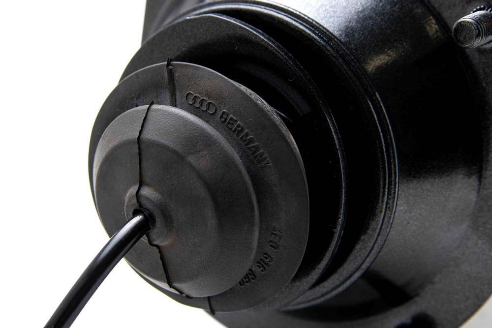 Audi A8 (D3, 4E) Front Air Suspension Strut (Right) (2002-2010) 29 Audi A8 (D3, 4E) Front Air Suspension Strut (Right) (2002-2010) 29