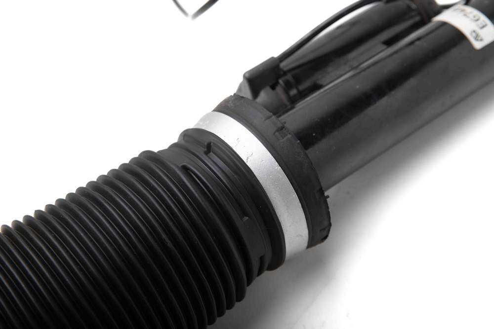 Mercedes S-Class (W221), CL-Class (W216) Front Air Suspension Strut (Left, Right) (2005-2013) 17 Mercedes S-Class (W221), CL-Class (W216) Front Air Suspension Strut (Left, Right) (2005-2013) 17