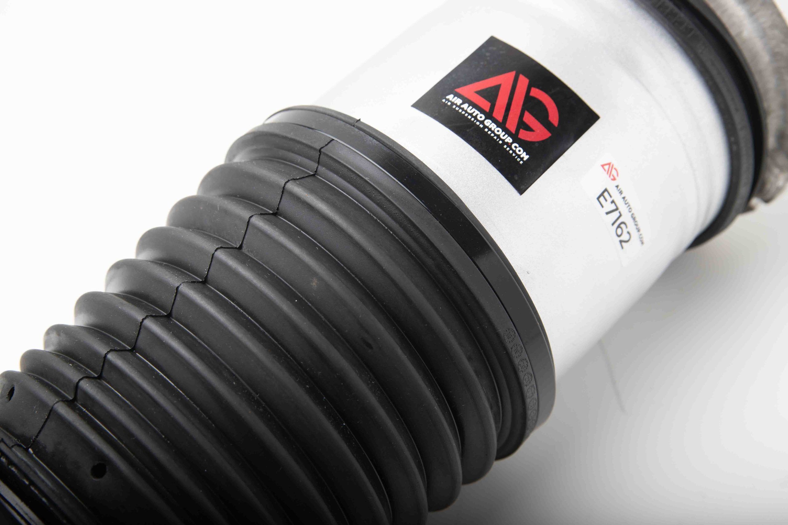 Porsche Taycan (9J1) Front Air Suspension Strut (Left) with PASM (2019-2023) 19 Porsche Taycan (9J1) Front Air Suspension Strut (Left) with PASM (2019-2023) 19