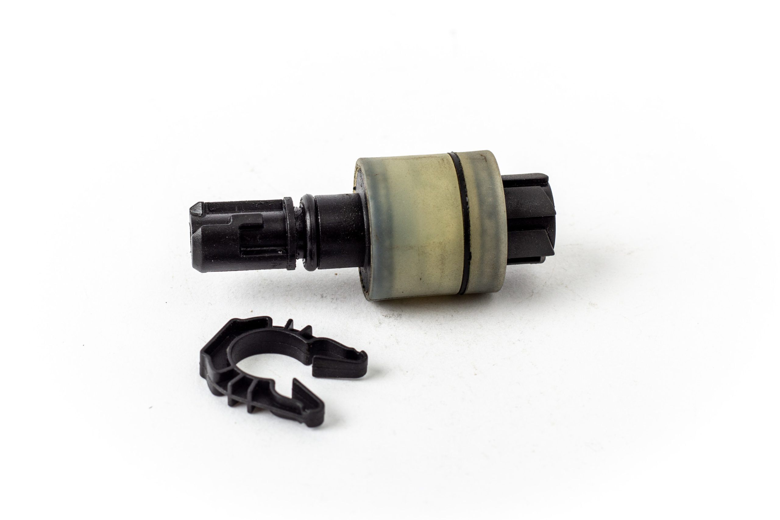 BMW i4 (G26) Front (Left) (2021-2024) Residual Pressure Holding Valve 5 BMW i4 (G26) Front (Left) (2021-2024) Residual Pressure Holding Valve 5